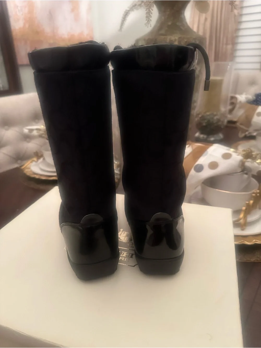 Slightly Worn Size 8 Women’s Black Quilted Lace-Up Winter Boots - Brand Coach